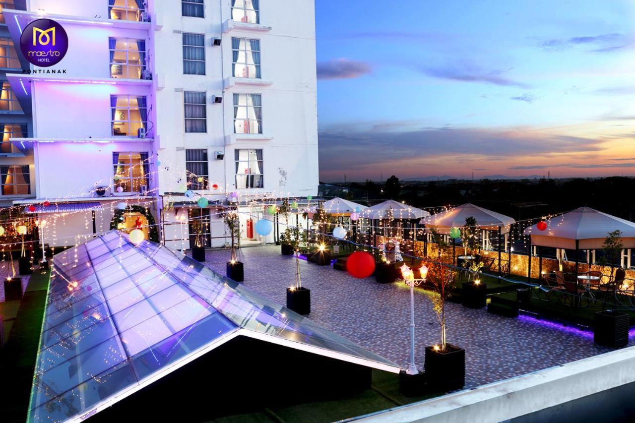 Maestro Hotel Kota Baru Понтіанак Екстер'єр фото
