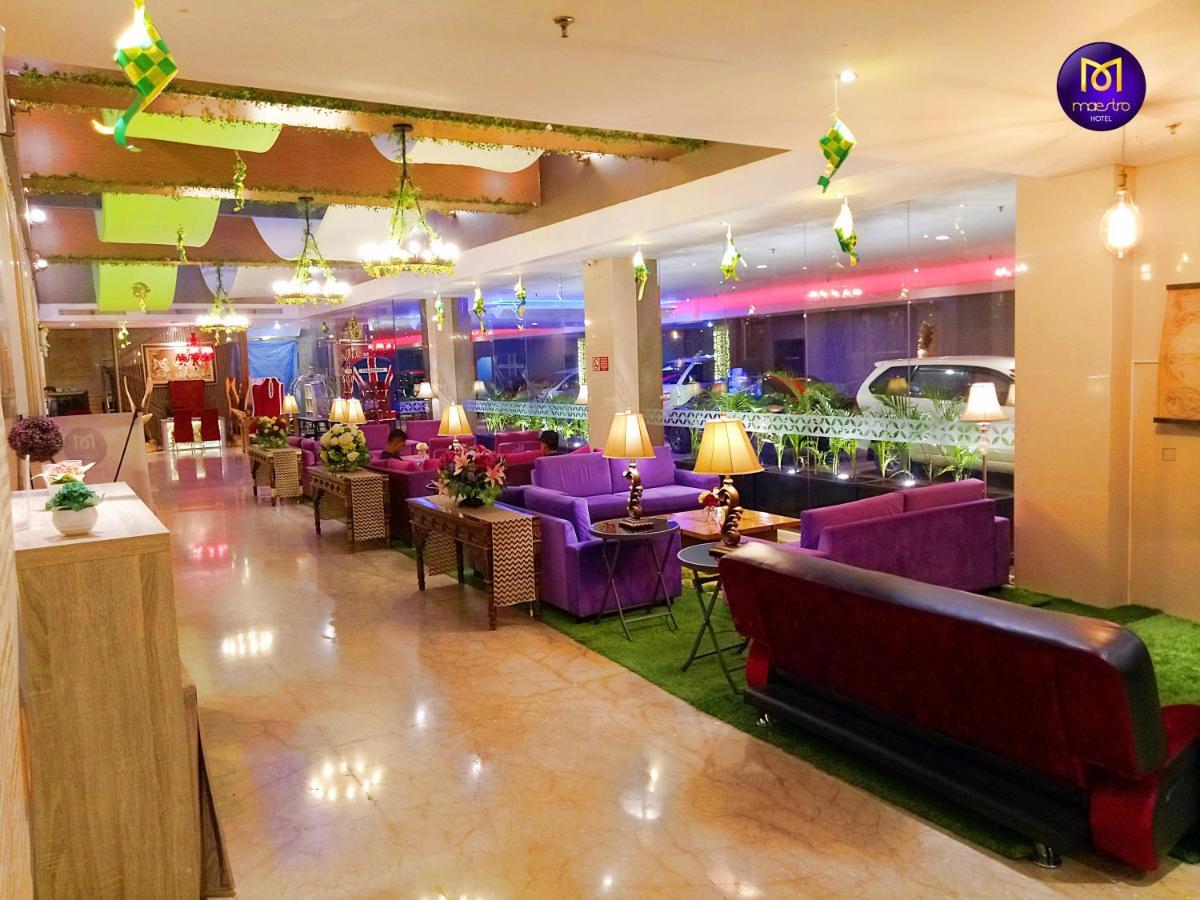 Maestro Hotel Kota Baru Понтіанак Екстер'єр фото